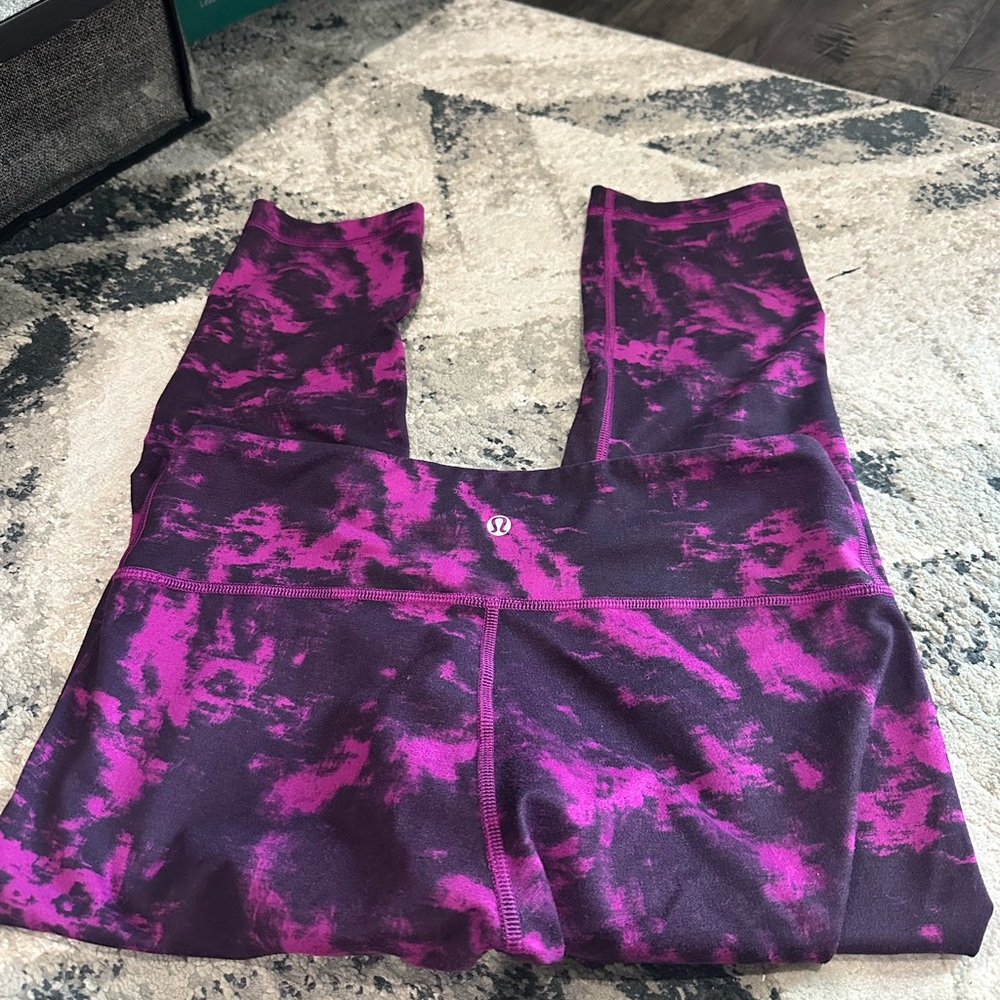 Lululemon Crop Size 8